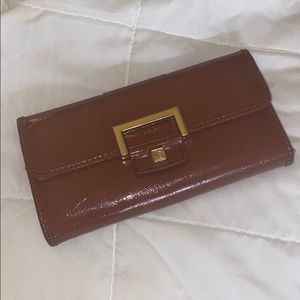 Liz Claiborne New York chocolate